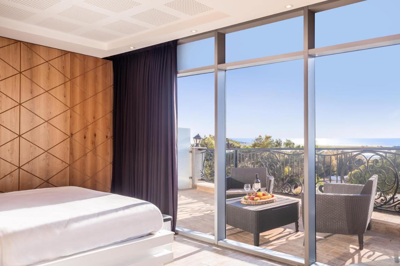 Rimonim Aquaduct Hotel Regba 외부 사진